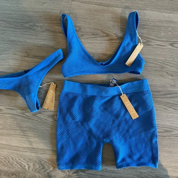 Brand new. Never worn. Skims limited edition set.